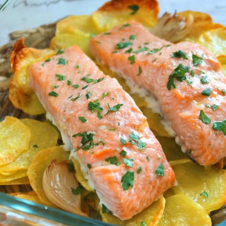 salmon-horno-patatas-scaled